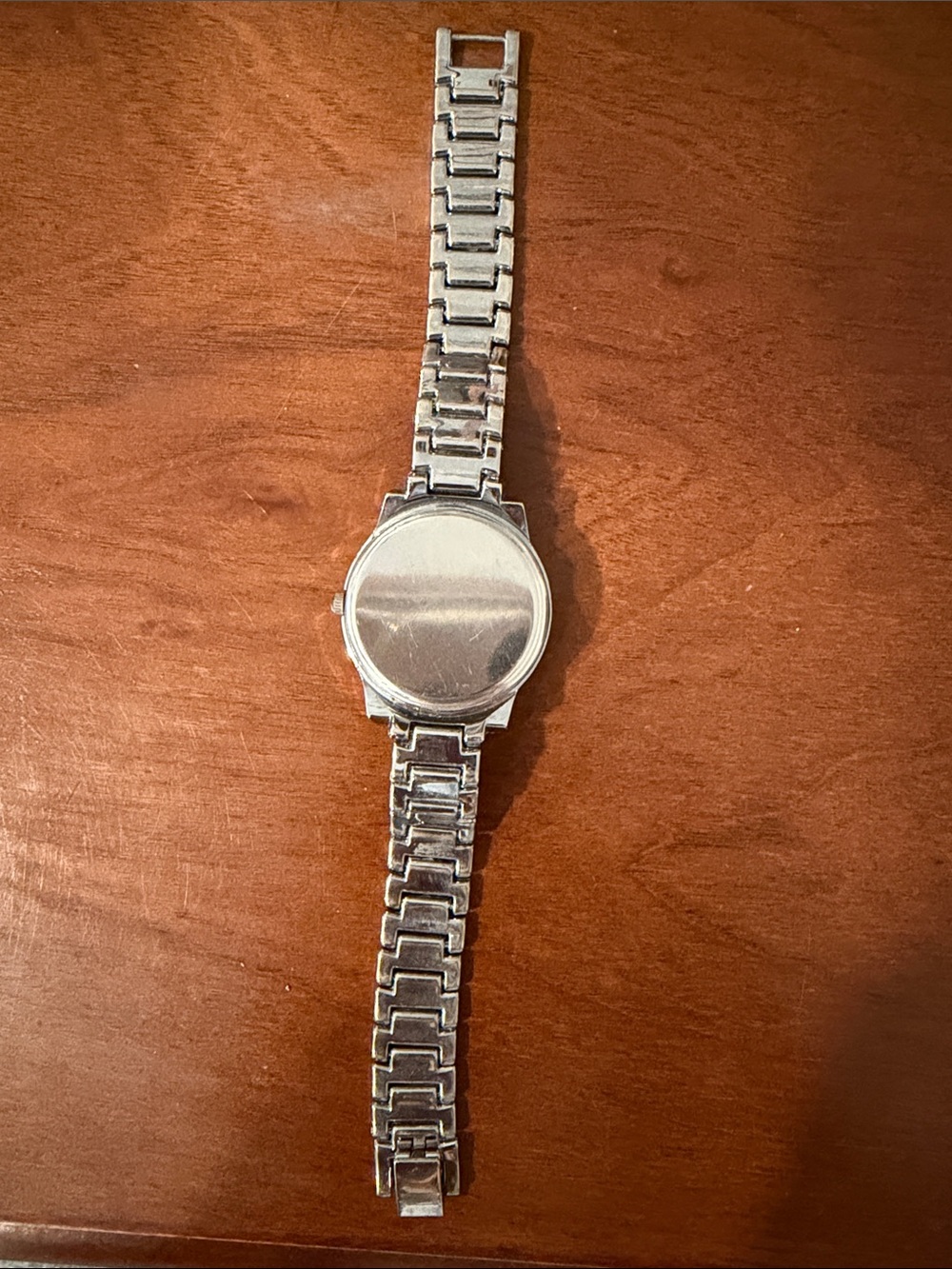 2 Silver Crystal Accent Women's Watch - Classic Sparkle - Picture 3 of 5